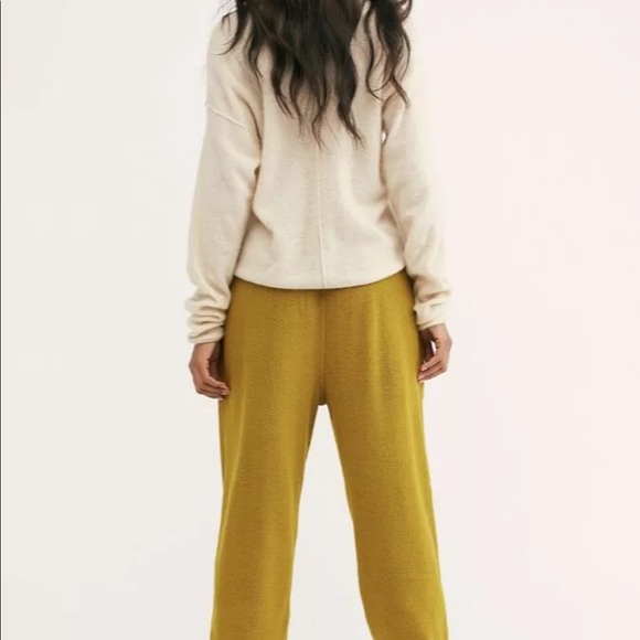 Free People Sweatpant Slouch Elastic Waist Fuzzy - Picture 2 of 3